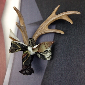 Artificial Antler Boutonniere, Camo Bout, Mossy Oak New Break Up Bout, Camo Men's Lapel Flower Camouflage Bout
