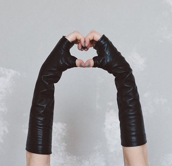 Classic Elbow Length Leather Fingerless Gloves 1185