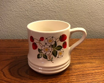 Sheffield Strawberries 'n Cream Coffee Mug