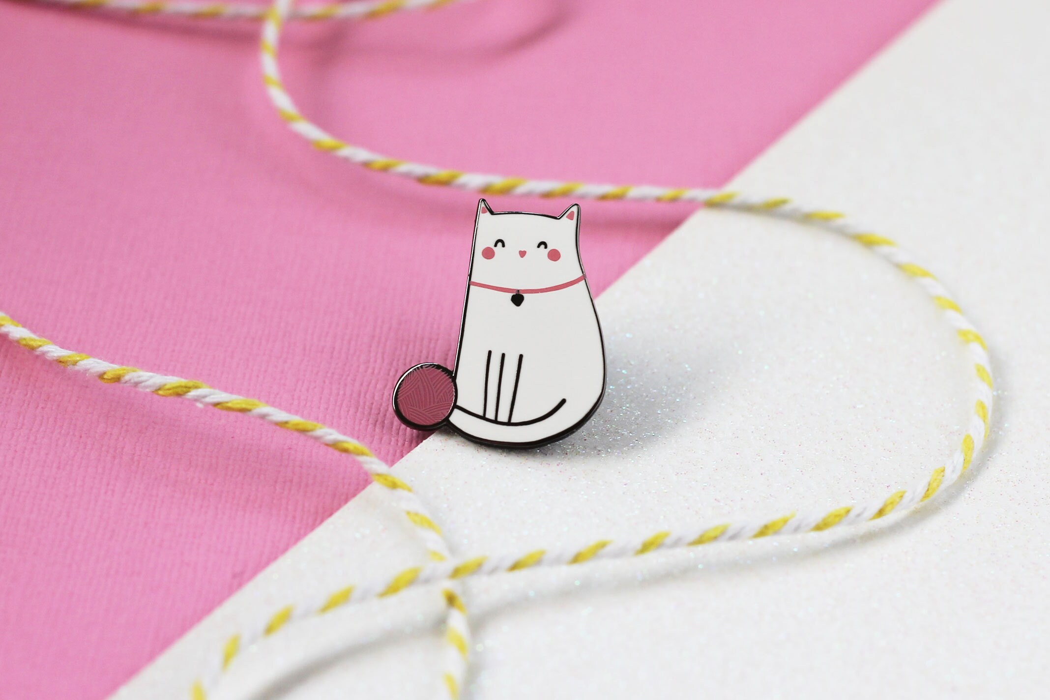 Cute Cat Enamel Lapel Pin Adorable Cat Wool Ball Pin Hat