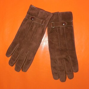 Unworn Vintage Men's Leather Gloves 1960s 70s Soft Brown Leather and Suede Men's Gloves Snap Detail at Wrist Boho EXC M