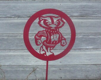3' Tall Wisconsin Badgers Metal Yard Stake
