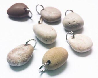 beach stone charms stone beads drilled beach stones river rocks drilled pebbles pebble beads river stone beads ketten kiesel 비즈 (036)