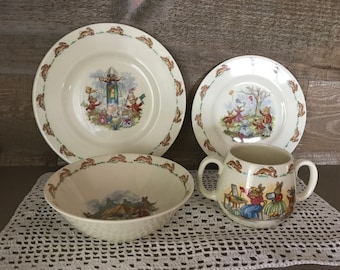 Bunnykins Childs Royal Doulton England Place Setting Bowl Plates Two Handled Mug Vintage