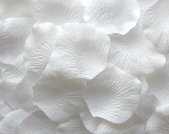 100 White Artificial Rose Silk Petal For Wedding/Parties/Crafts