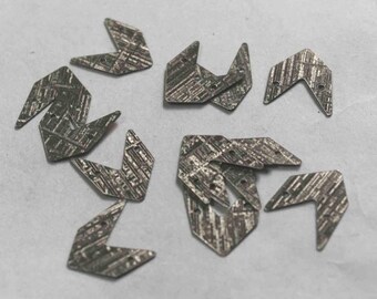 100 Silver color/Unusual shape sequins /Metallic Line texture/ KBIS743