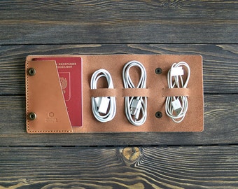 Leather travel cord organizer. Cord organizer. Handmade. Light brown color.