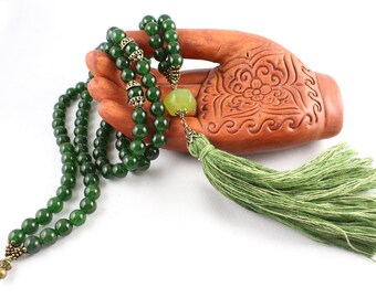 Jade Mala Necklace, Gemstone Mala, Tassel Necklace, Green Jade Mala, Prayer Beads, Mala Beads, Yoga Fashion, Tassel Mala, Tassel Necklace