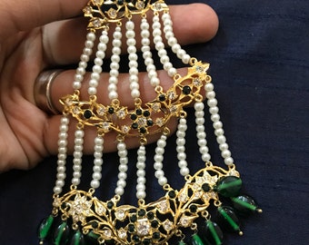 Green Hyderabadi Passa, Passa Tikka, Maang Tikka, Bridal Hyderabadi Jhumar, Indian Bridal Jewelry, Indian head gear, Bollywood Passa Tikka