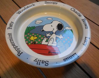 Vintage SNOOPY Charlie Brown 1965 Englnd Bowl