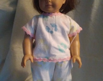 Pajamas with pink flower trim