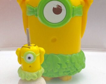 Hawaiian Minion Lampwork Bead SRA
