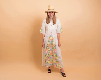 Mexican Embroidered Floral Dress / Vintage 60s Dress / Boho Dress / Bell Sleeve Dress / Floral Hippie Dress Δ size: S/M