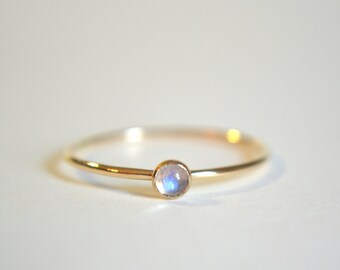 Gold Moonstone Ring, Gold Filled Moonstone Ring, Moonstone Ring Gold, Rainbow Moonstone Ring, Stacking Ring, Dainty Ring, Stackable Ring