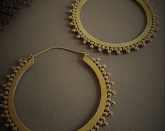 brass earrings *big dots*