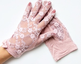 Penelope Vintage Purple Floral Lace and Bow Gloves