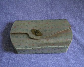 1950's Zell Fifth Ave clutch purse pastels pink blue yellow