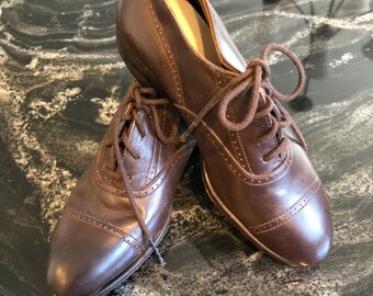 Antique Child/little boys Southland Belle Brown wing tip shoes