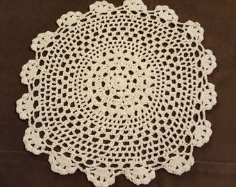 Vintage Lace Doily, Round Off White Doily, 9.5" Crocheted Doily, Shabby Table Doily