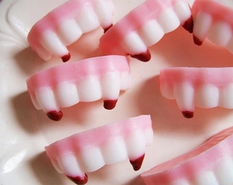 Vampire Fang Soap Set - Teeth Soap, Vampire Soap, Blood, Cherry Soap, Soap Favors, Gag Gift, Prank Soap, Twilight Soap, Halloween Soap,