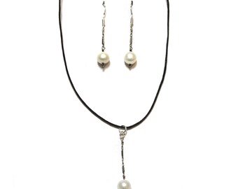 Pendant and Earrings Jewelry Set