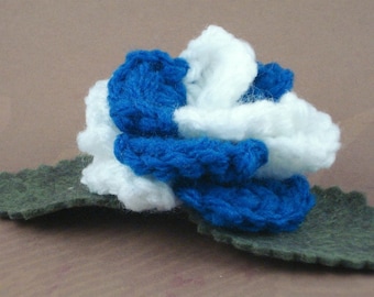 Crocheted Rose Hair Clip - Blue and White (SWG-HC-ZZ02)