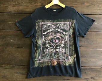 Vintage 80s Distressed Mossy Oak Tee