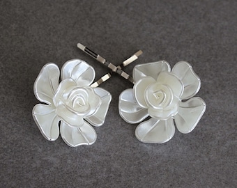 White Hair Pins, White Bobby Pins, White Flower Hair Pins, White Floral Bobby Pins, Flower Bobby Pins, Bridal Hair Pins, Bride Bobby Pins