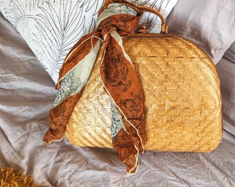 Vintage Straw Handbag // 1970s