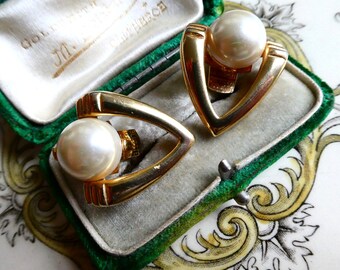 Vintage 1980s Bluette Made in France Lucite Pearl Shoe Clips, Great Cond. Great 80s Look! Vintage jewellery.