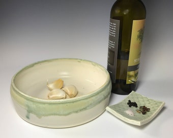 SeaFoam Garlic Grater Dish, Oil Dipping Dish, Ginger Grater Plate, Large Garlic Grater Bowl, Stoneware Garlic Grater Plate B19