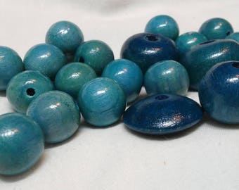 Beads, Wood, Teal Color, 19 shiny beads, assorted shapes and sizes, Round 1/4 - 3/4 inch and Saucer Shaped 1 inch