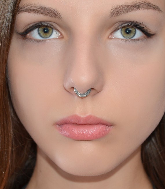 SEPTUM RING // Silver Septum Piercing Small Nose Ring