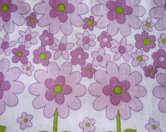 Vintage Sheet Fabric, Flower Sheet Fabric, Sheet Fabric, 1970s Sheets, Quilting And Patchwork Fabric, Sewing Project Fabric, Floral Print