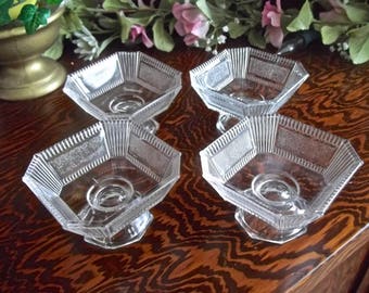 Art Deco Dessert Cups, Set Of 4, Vintage Dessert Glasses, Vintage Custard Cups, Pudding Cups, Vintage Berry Bowls, 1930's Dessert Cups