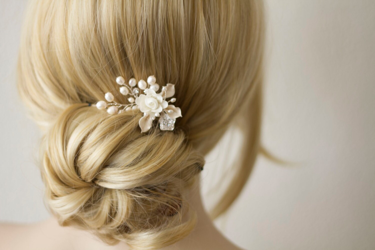 Bridal Hair Comb. Wedding Decorative Combs. Silk Flower and