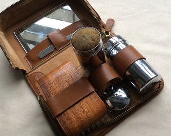 Gentlemans vintage grooming kit
