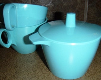 vintage kitsch ... MELMAC group SUGAR Bowl and 2 TEACUPS sq handles ...