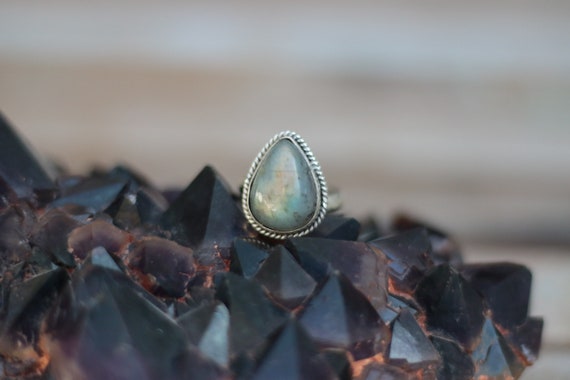 MAGIC LABRADORITE RING - Adjustable Sterling Silver Ring - Healing Crystal - Statement - Limited Edition - Glitter Ring - Gemstone - Chakra
