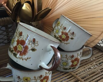 Set of four vintage mugs