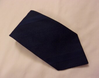 Necktie, Vintage necktie, Clip on Necktie, Blue Necktie, Blue Tie, wide tie, man's vintage tie