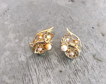 Jewelcraft earrings, vintage clip on earrings, rhinestone earrings, aurora borelis, vintage earrings, gold flower earrings, flower earrings
