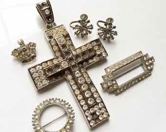 6 pc craft lot destash of silver tone and pot metal vintage distressed broken jewel components for assemblages repair restoration