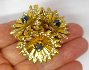 Vintage Art Deco Gilt Flower Paste Rhinestone Fur / Dress Clip
