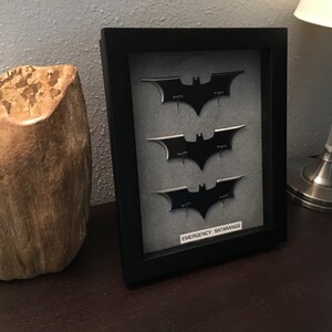 Batman Emergency Batarangs Wallmount Display - 3 Batarangs Dark Knight style batarang