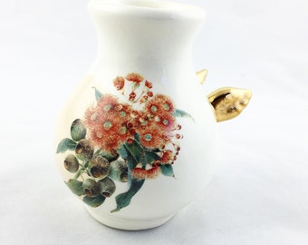 Personalized Vase - Personalized Gift - Ceramic Vase - Ceramics and Pottery - Vase with Gold Wings - flower decor
