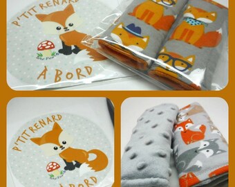 Padded seat belt strap cover reversible / Car seat and stroller seat belt cover with baby on bord fox