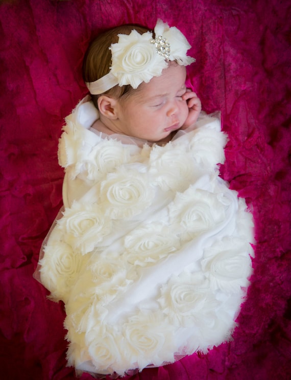 Newborn Swaddle Blanket White Receiving Blanket with Off White