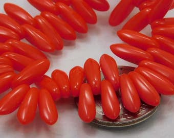 Czech Glass Dagger Beads 10x3mm Tomato Red (12pk) SRB-10x3D-TRed