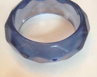 Cool blue lucite faceted bangle bracelet